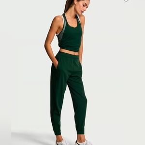 NWT VSX Elevate™ Jogger Pant - Dark Green